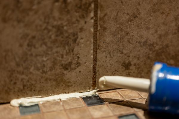 Shower Caulk Replacement in Falls Church